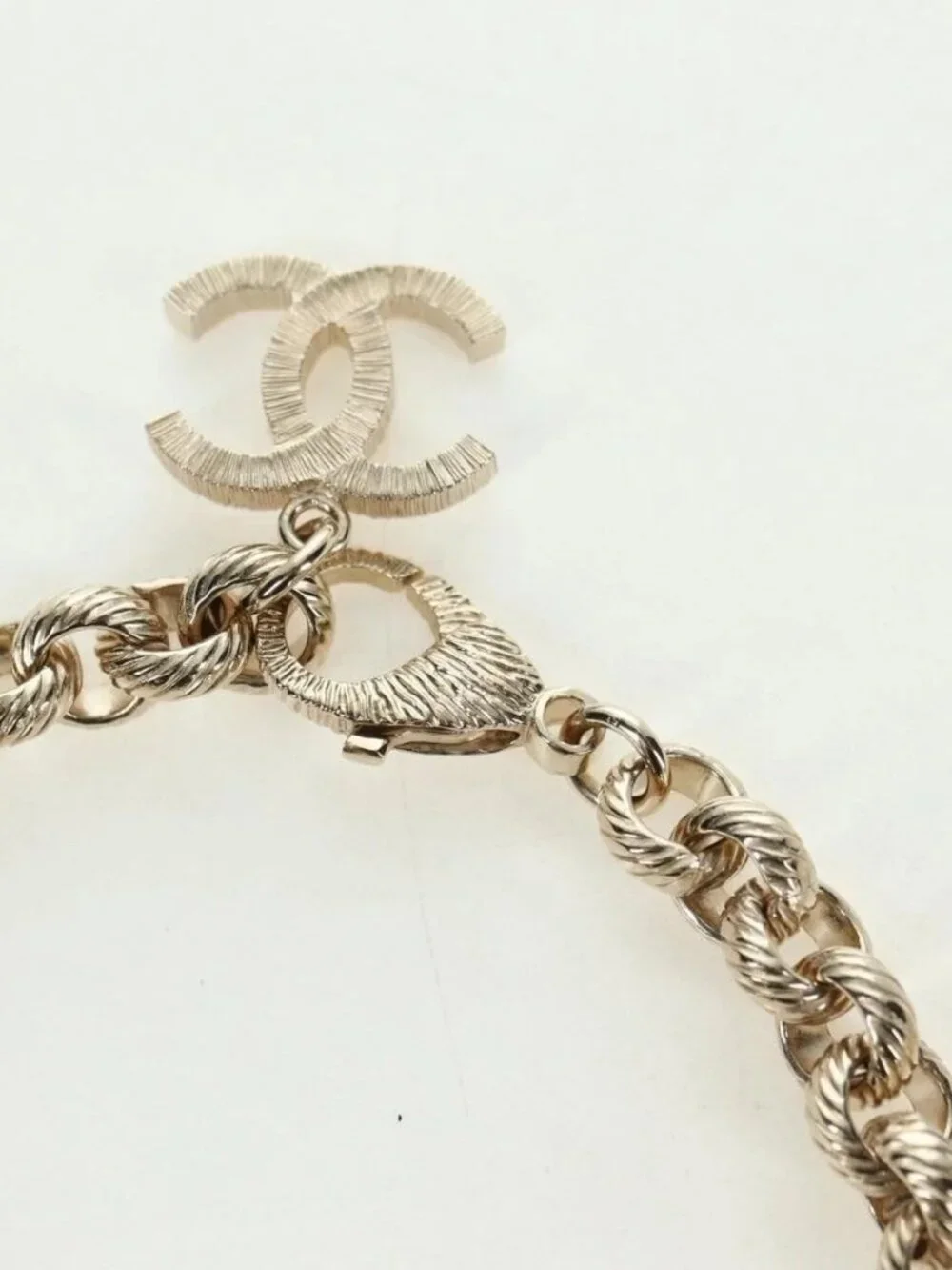 CHANEL Logo Bracelet metal Champagne Gold CC Auth 178800SM